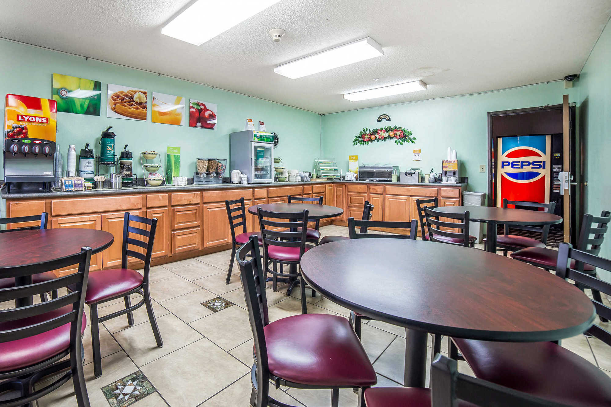 Fairbridge Inn & Suites Sunnyside Fasilitas foto